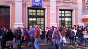 Ferrovia, niente treni tra Ciriè e Torino per il maltempo: caos e ritardi