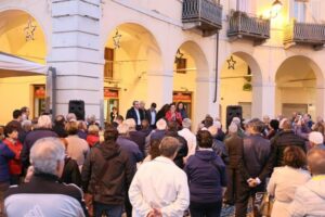 Venaria, la Giunta 5 Stelle scende in strada per incontrare i cittadini