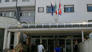 Aggressione in pronto soccorso, tre infermieri feriti