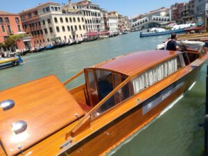 C’è un pezzo di Ciriè nel primo Taxi nautico Ibrido della Ecoflotta del sindaco di Venezia