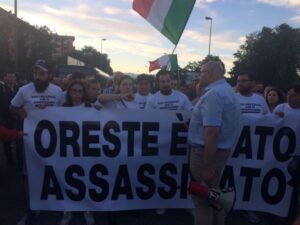 Forza Nuova e 200 persone bloccano strada dell’Aeroporto per supportare la famiglia di Oreste Giagnotto