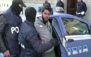 «È ancora orgoglioso di appartenere all’Isis»: si riaprono le porte del carcere per Halili Helmahdi