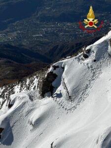 Rocciamelone: vedono precipitare un uomo e chiamano i soccorsi, purtroppo inutili