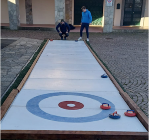 Barbania: le feste natalizie portano il curling in paese