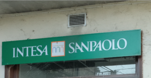 Intesa Sanpaolo lascia Volpiano